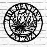 Personalized Frog Family Name Sign Metal Wall Decor Monogram Name Ocean Sign Personalized Outdoor Decor Decorations