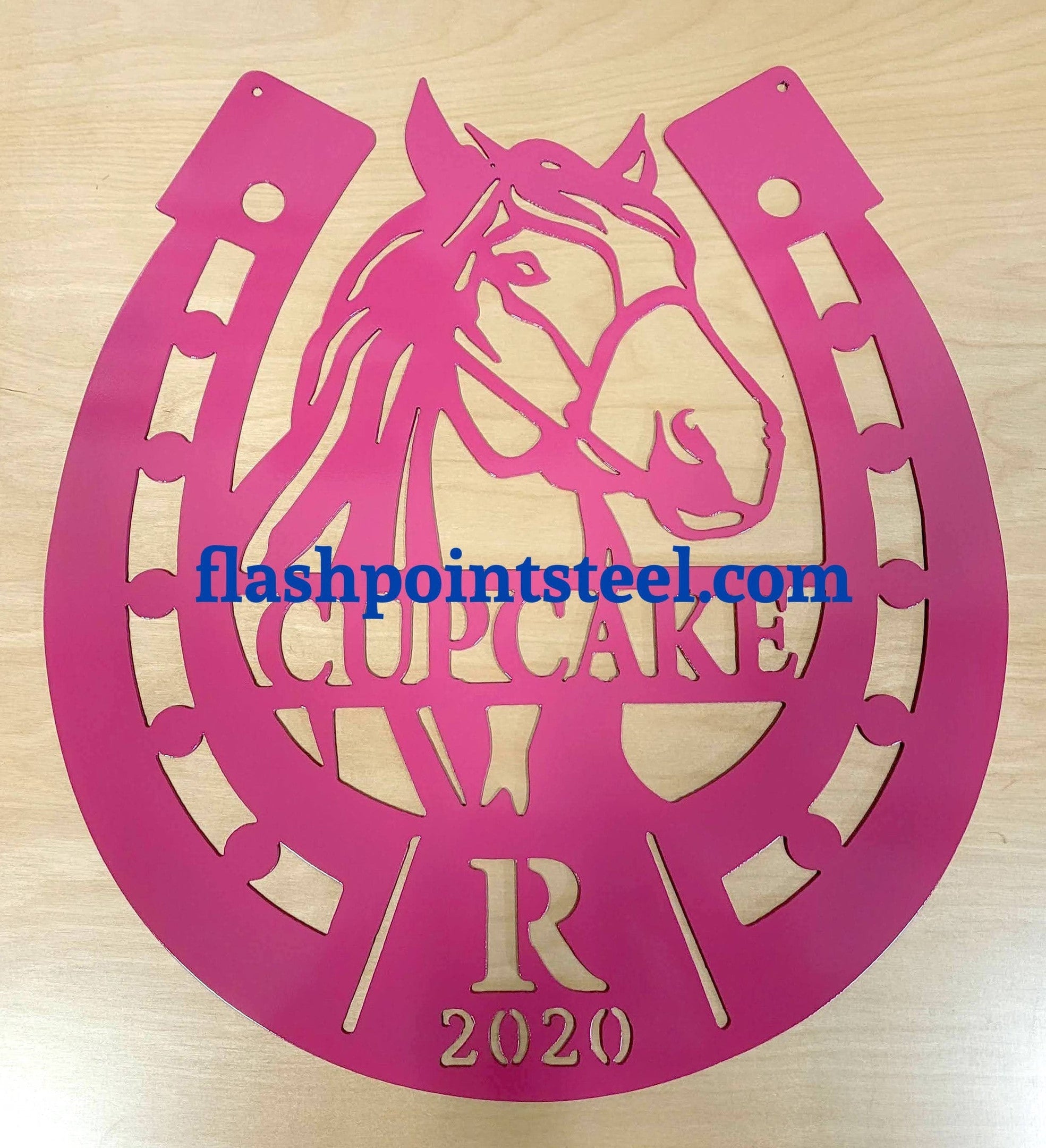 Horse Shoe Sign, Stable, Entrance Gate Sign, Ranch, Farm , Gate Sign, Plasma Cut Steel Sign ,steel Art, Metal Wall Art, Livestock Laser Cut Metal Signs Custom Gift Ideas